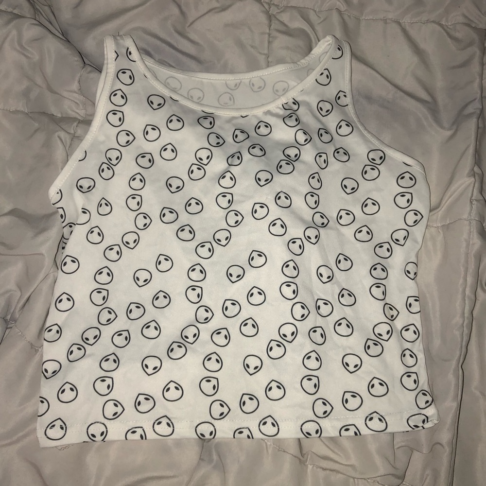 cropped tank top